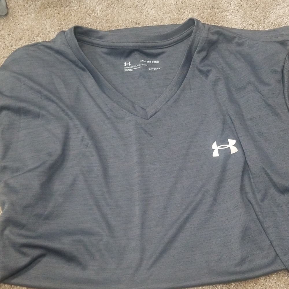Under Armour V Neck Loose T Shirt